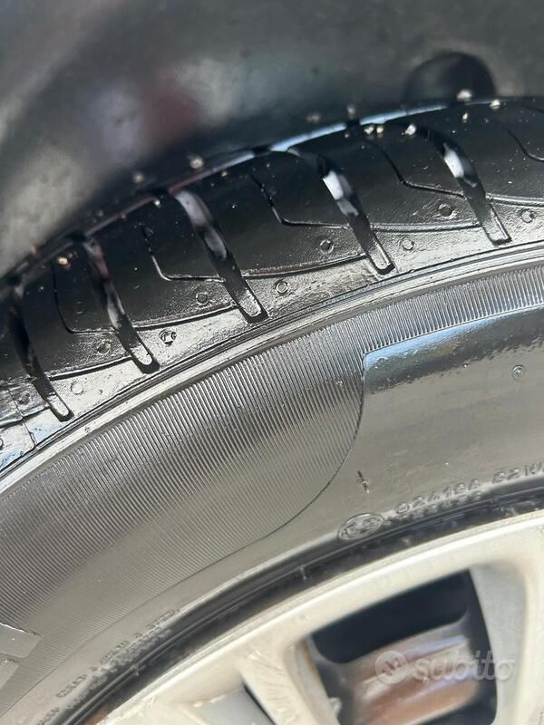 Usata Peugeot 208 82 CV (60 kW) 2016 Bianco Utilitaria