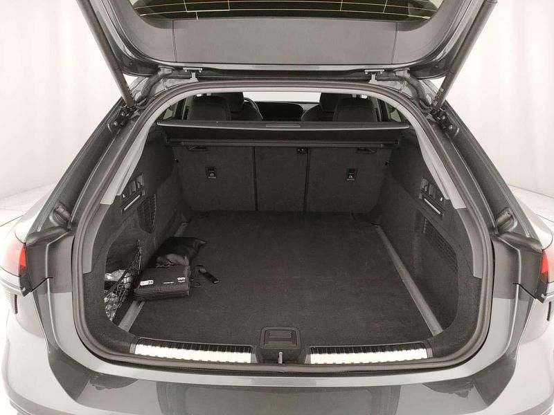 Nuova Audi A6 S-Line 204 CV (150 kW) 2025 Grigio daytona perlato Station wagon