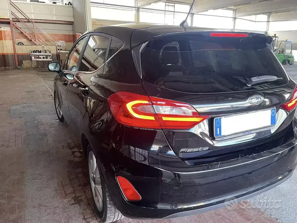 Usata Ford Fiesta Titanium 120 CV (88 kW) 2018 Nero Utilitaria