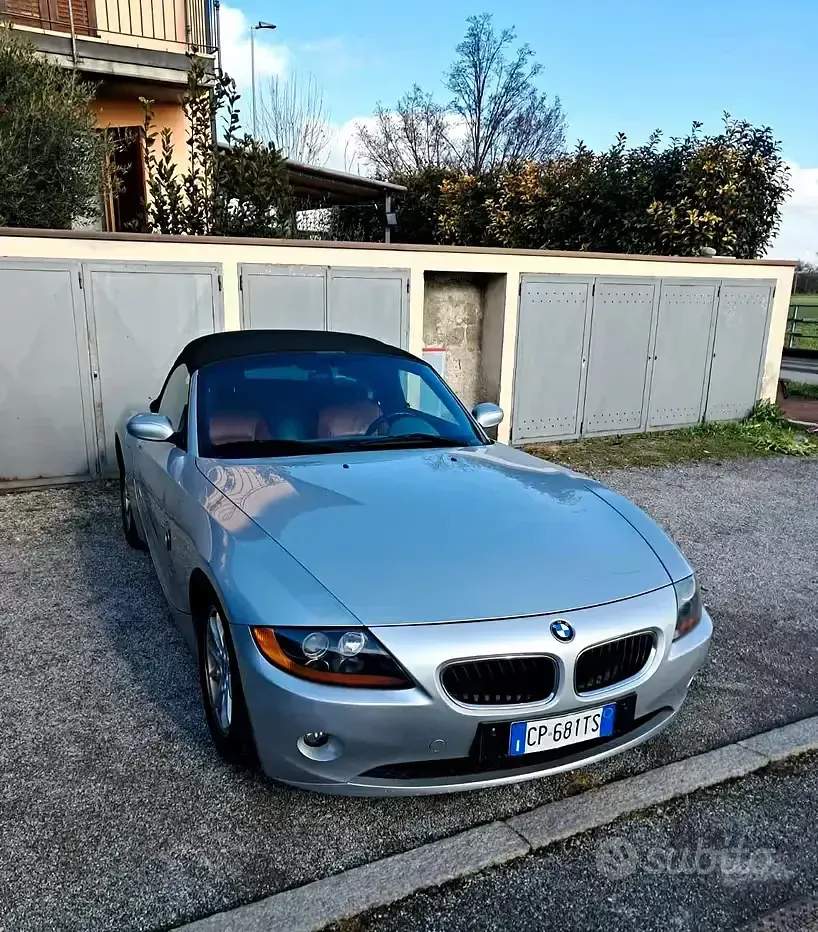 Usata BMW Z4 192 CV (141 kW) 2004 Grigio Cabrio