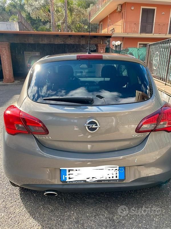 Usata Opel Corsa 2015 Coupé