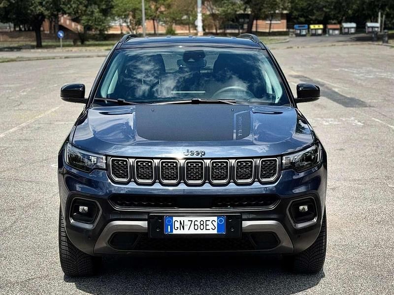 Usata Jeep Compass Trailhawk 241 CV (177 kW) 2022 Blu SUV