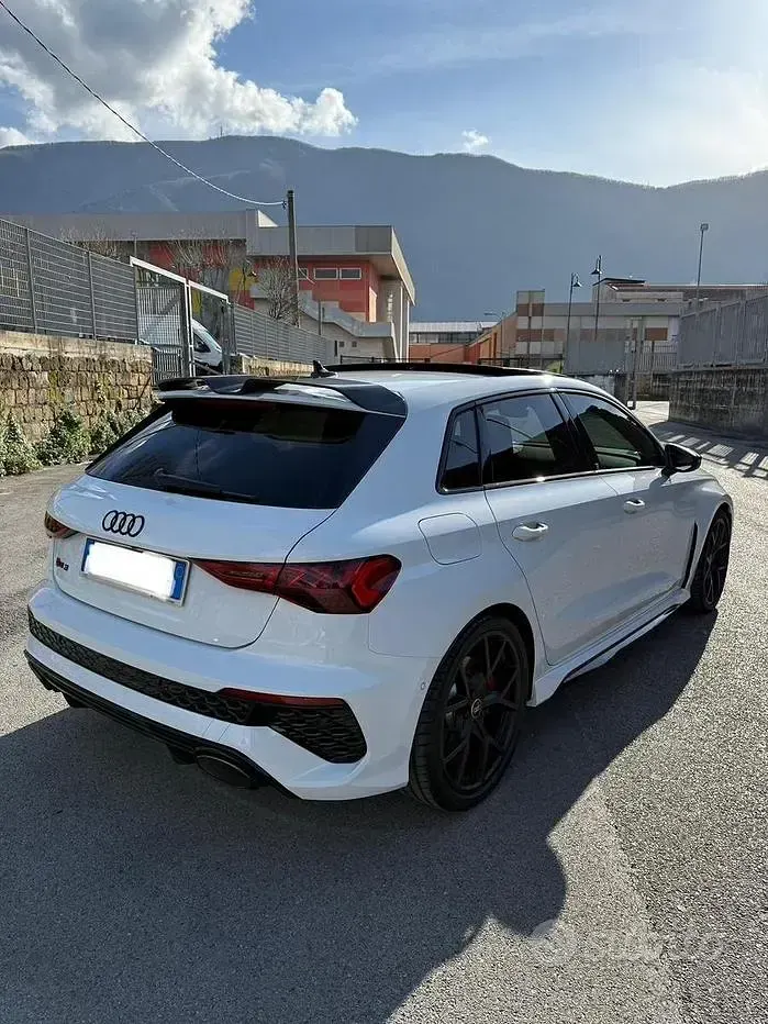 Usata Audi RS3 Design 400 CV (294 kW) 2024 Bianco Berlina