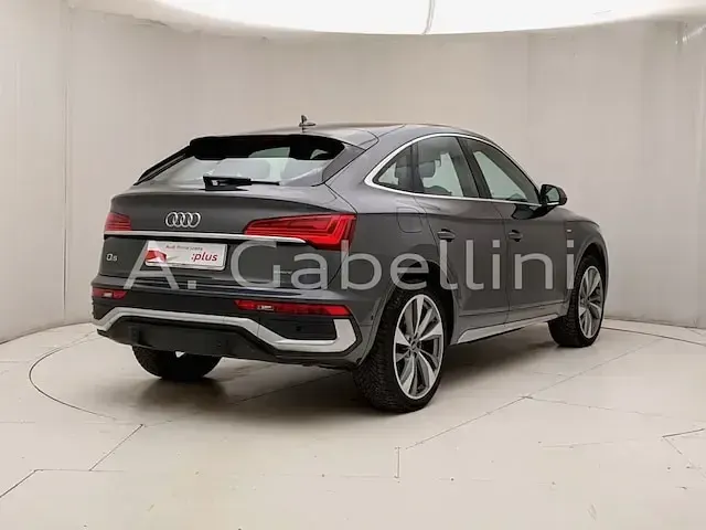 Usata Audi Q5 Sportback S-line plus 367 CV (269 kW) 2023 Grigio daytona perla SUV
