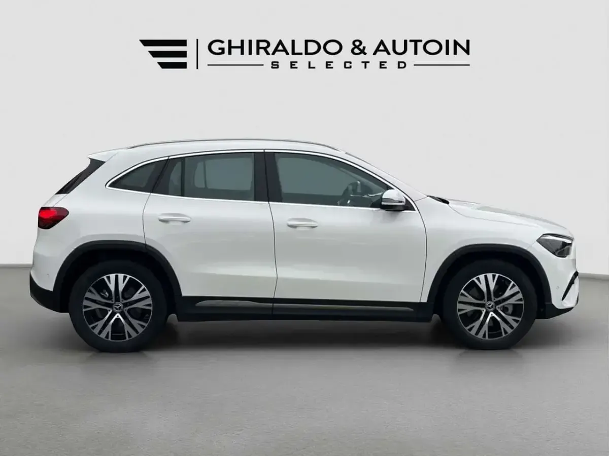 Usata Mercedes GLA220 Advanced 190 CV (139 kW) 2024 Bianco SUV