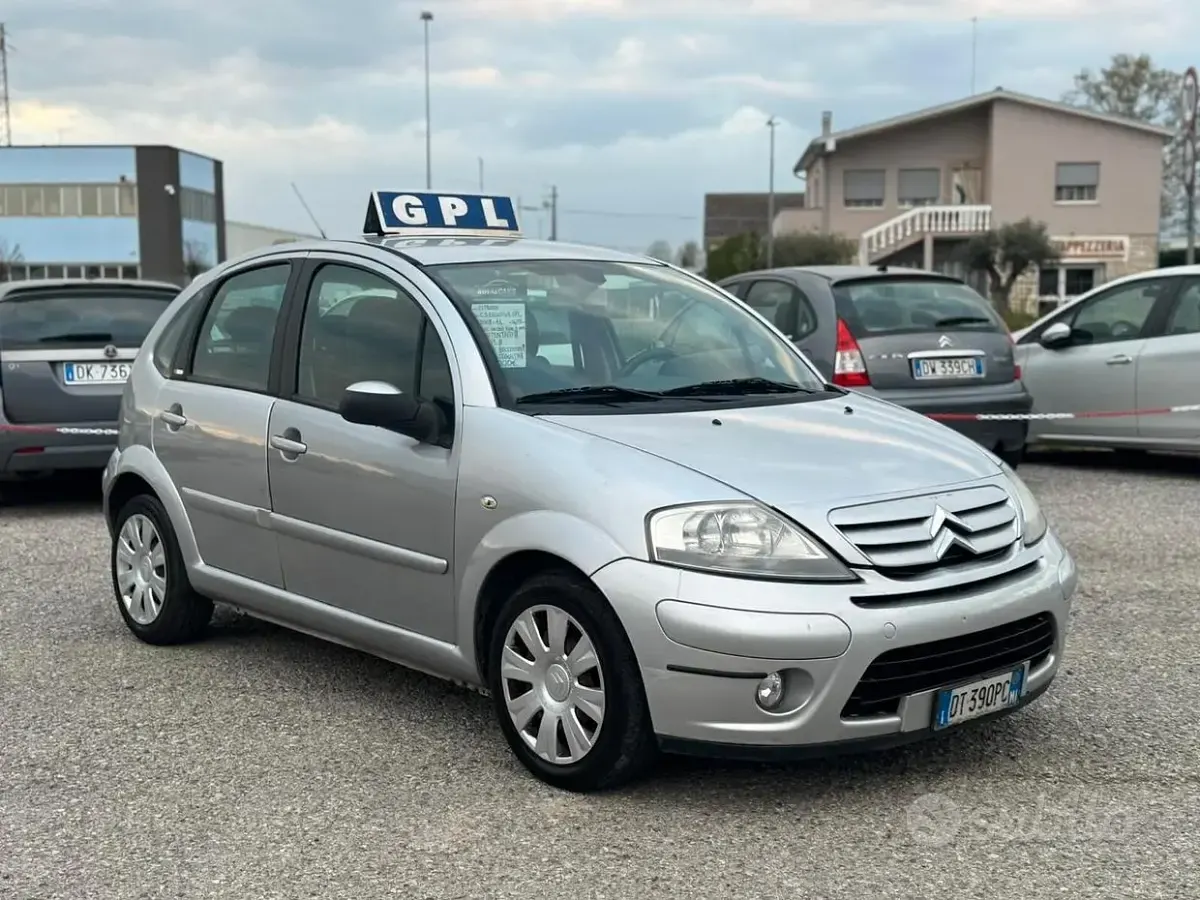 Brugt Citroën C3 Exclusive 73 HK (53 kW) 2009 Grå Sedan