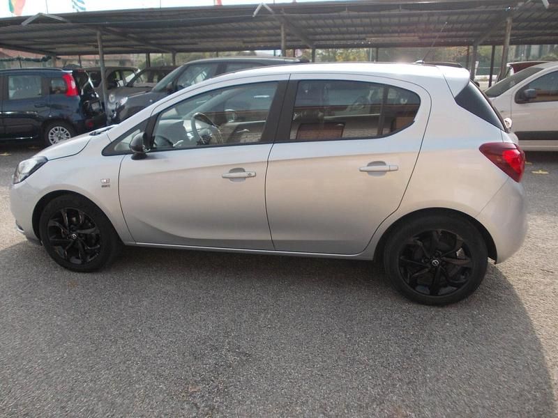 Usata Opel Corsa Edition 90 CV (66 kW) 2019 Argento Utilitaria