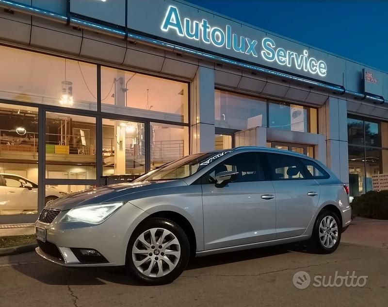 Usata Seat Leon ST Style 105 CV (77 kW) 2014 Grigio Station wagon