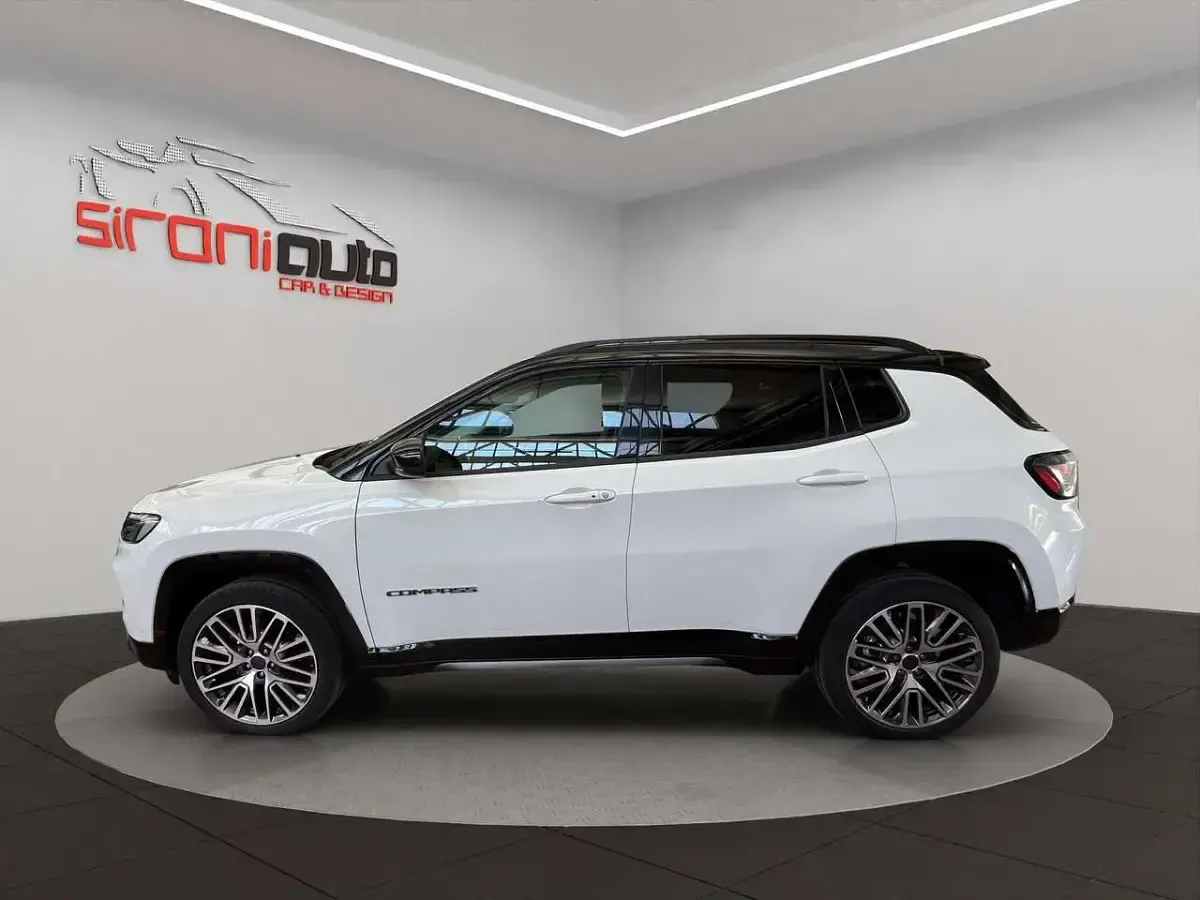 Usata Jeep Compass Summit 131 CV (96 kW) 2025 Bianco SUV