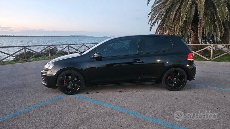 Usata VW Golf VI GTI 211 CV (155 kW) 2011 Nero Utilitaria