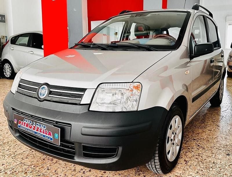 Usata Fiat Panda Dynamic 60 CV (44 kW) 2004 Argento Utilitaria