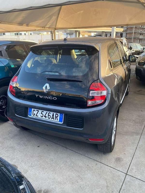 Usata Renault Twingo 90 CV (66 kW) 2025 Grigio Utilitaria