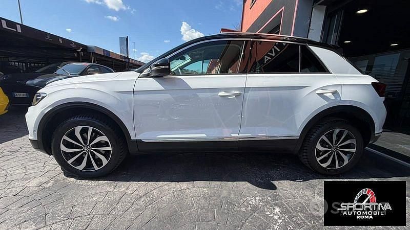 Usata VW T-Roc S 150 CV (110 kW) 2023 Bianco SUV