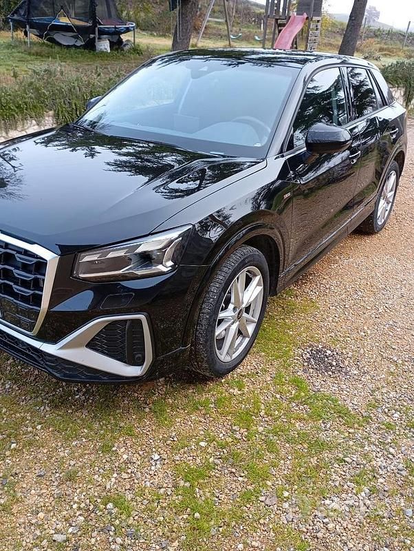 Usata Audi Q2 Edition .1 150 CV (110 kW) 2023 Blu/azzurro SUV