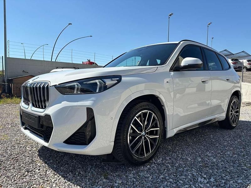 Usata BMW X1 M Sport 156 CV (114 kW) 2024 Alpin weiss SUV