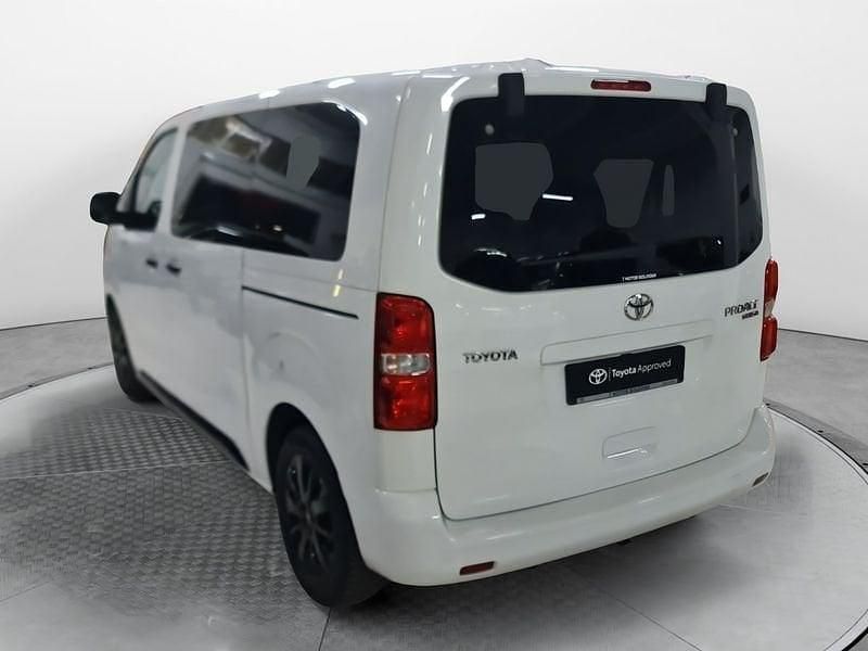Usata Toyota Proace Verso Luxury 180 CV (132 kW) 2021 Bianco Station wagon