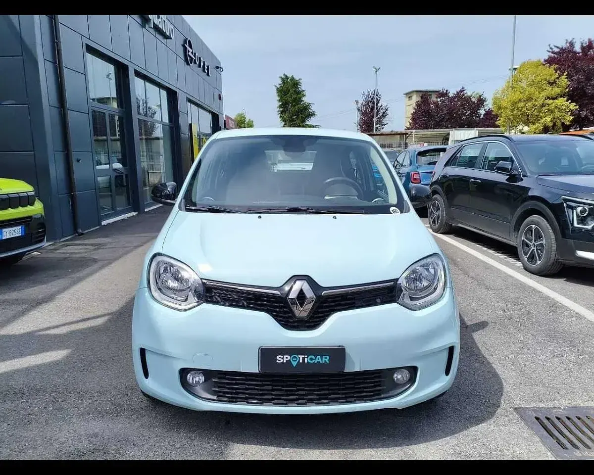 Usata Renault Twingo Equilibre 30 kW (42 CV) 2022 Azzurro Utilitaria