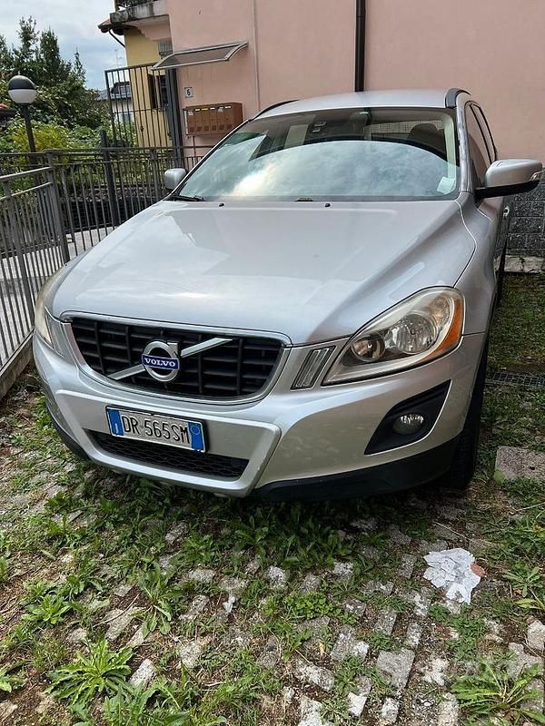 Usata Volvo XC60 2008 Grigio SUV