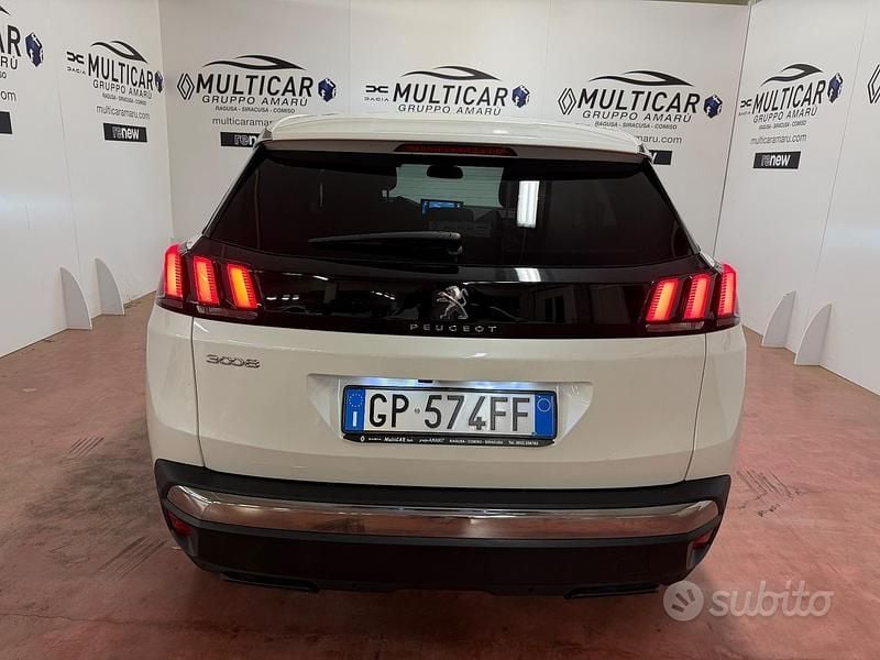 Usata Peugeot 3008 Allure 131 CV (96 kW) 2023 Bianco Berlina