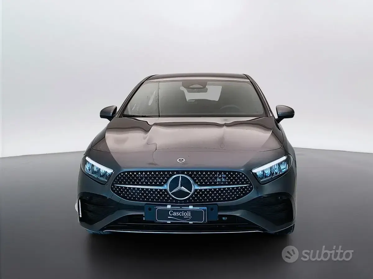 Usata Mercedes A250 Advanced Plus 163 CV (119 kW) 2025 Grigio montagna Berlina