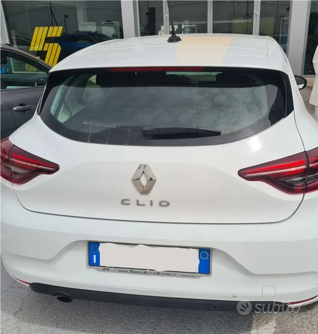 Usata Renault Clio 101 CV (74 kW) 2020 Bianco Utilitaria