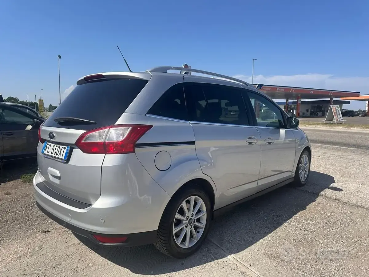 Usata Ford C-MAX Business Edition 120 CV (88 kW) 2016 Grigio Monovolume