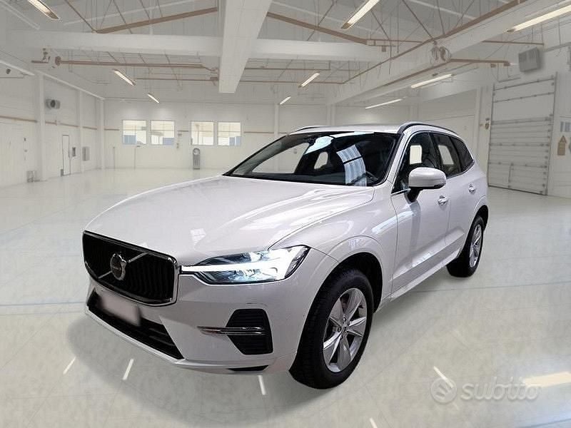 Bianco Usata 2023 Volvo XC60 Core SUV | 32.600 € (Buon prezzo) - Immagine 1/4