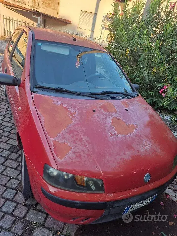 Usata Fiat Punto 60 CV (44 kW) 2002 Rosso Utilitaria