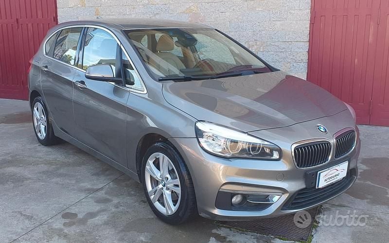 Usata BMW 218 Luxury Line 150 CV (110 kW) 2014 Beige Station wagon