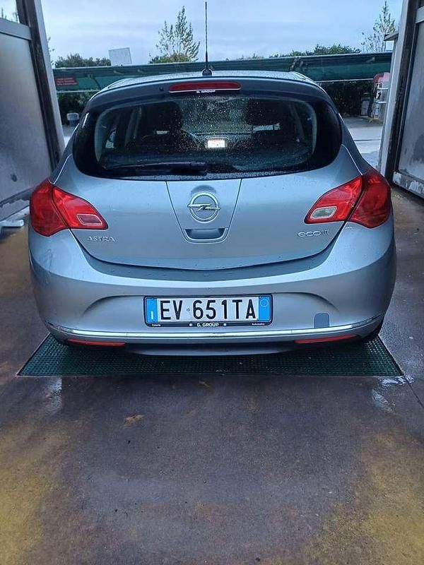 Usata Opel Astra Business 110 CV (80 kW) 2015 Other Berlina