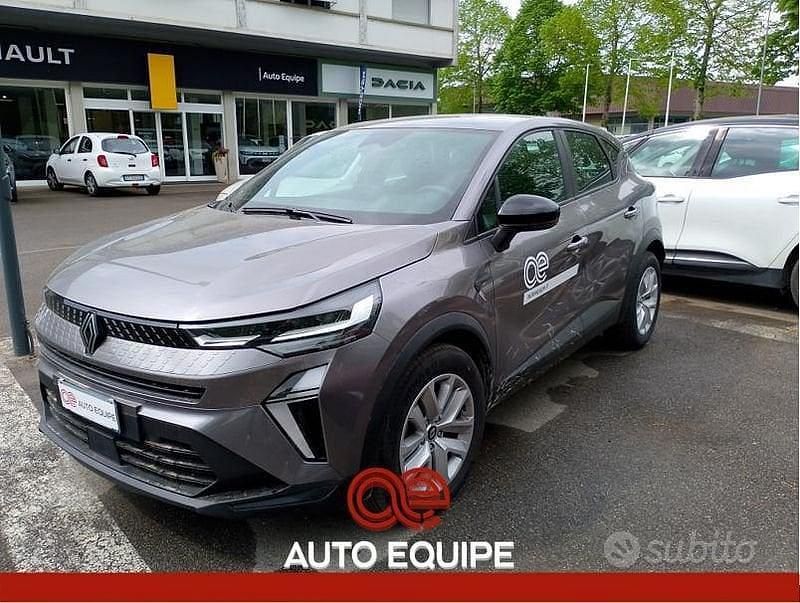 Nuova Renault Captur Evolution 101 CV (74 kW) 2025 Grigio SUV