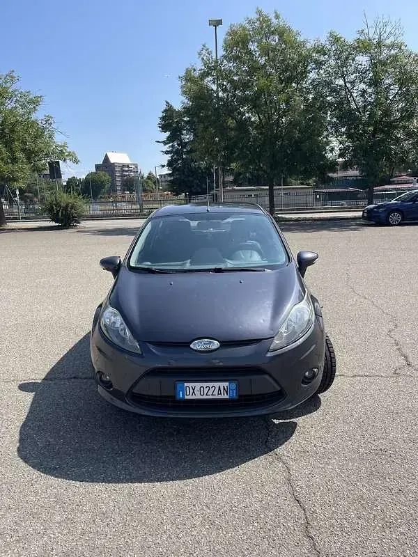 Usata Ford Fiesta 82 CV (60 kW) 2009 Berlina