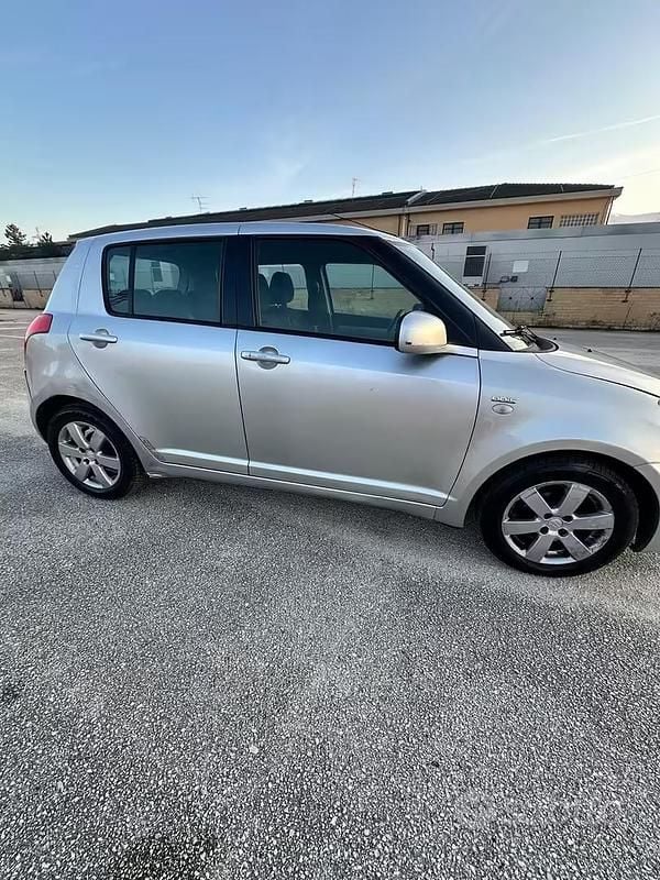 Usata Suzuki Swift 69 CV (50 kW) 2007 Utilitaria