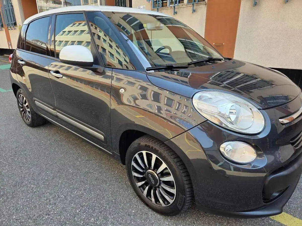 Usata Fiat 500L Lounge 105 CV (77 kW) 2015 Grigio Monovolume