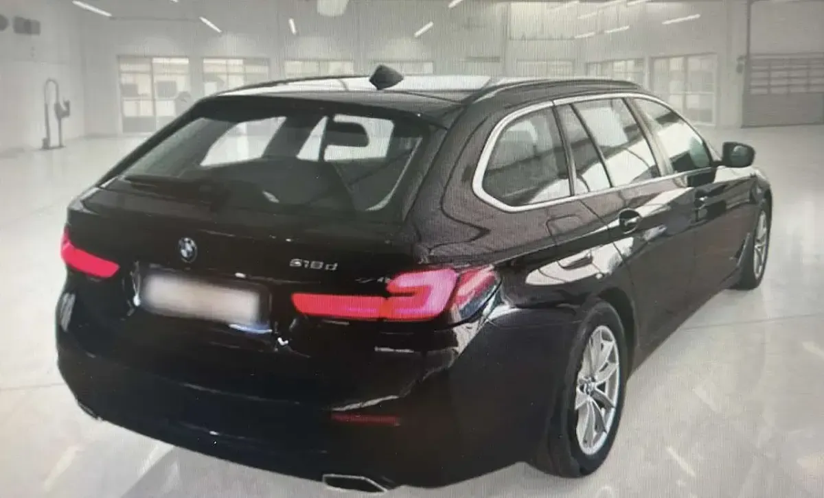Usata BMW 520 150 CV (110 kW) 2023 Nero Station wagon