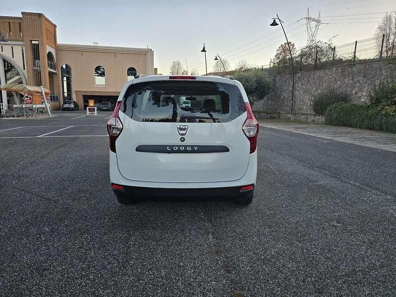 Usata Dacia Lodgy Prestige 109 CV (80 kW) 2016 Bianco Monovolume
