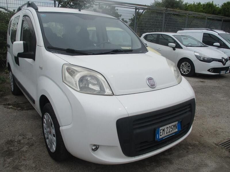Usata Fiat Qubo Dynamic 69 CV (50 kW) 2012 Bianco Monovolume