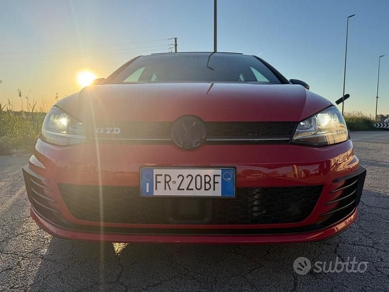 Occasion VW Golf VII GTD 184 ch (135 kW) 2015 Rouge Berline
