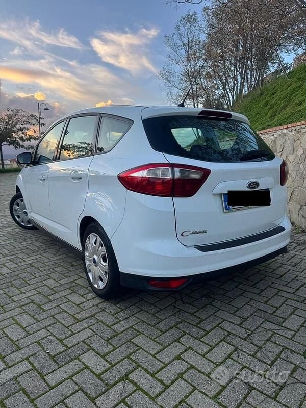 Usata Ford C-MAX Titanium 115 CV (84 kW) 2013 Bianco Monovolume