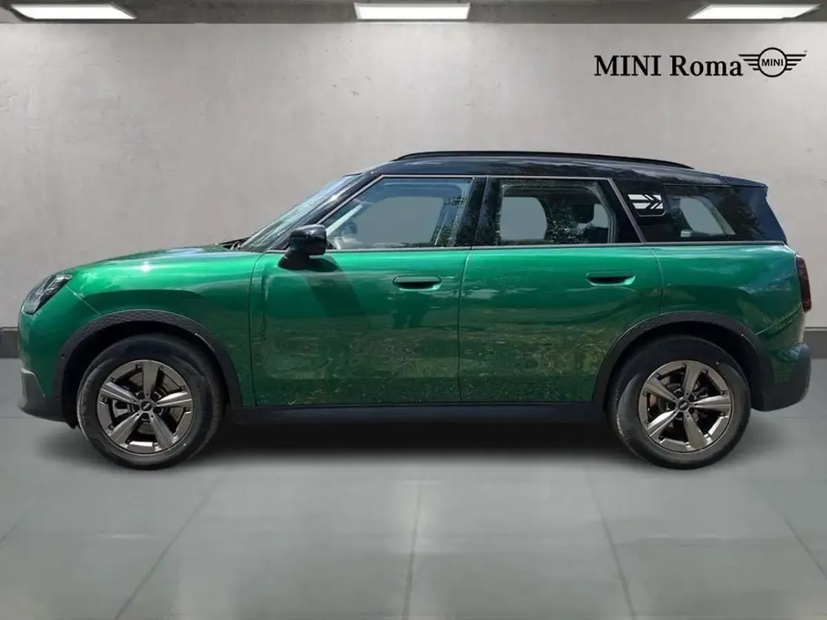 Usata Mini Cooper Countryman Classic 170 CV (125 kW) 2024 British racing green iv SUV