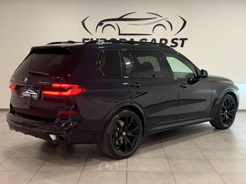 Usata BMW X7 M Sport 352 CV (258 kW) 2024 Blu/azzurro SUV