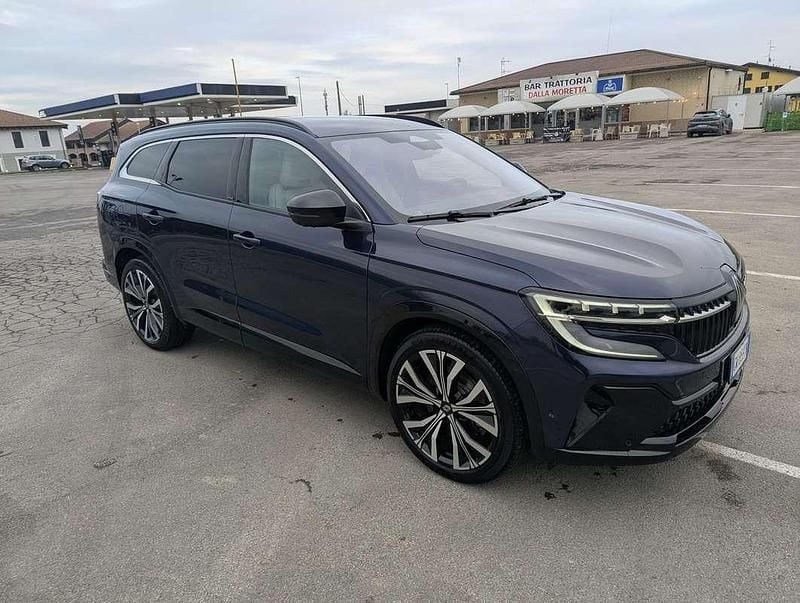 Usata Renault Espace Iconic 131 CV (96 kW) 2024 Blu/azzurro SUV
