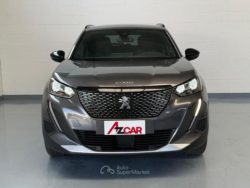 Usata Peugeot 2008 Allure 131 CV (96 kW) 2023 Grigio platino SUV
