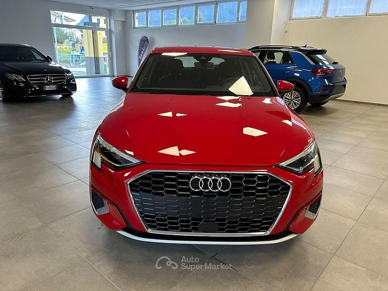 Usata Audi A3 Advanced 150 CV (110 kW) 2023 Rosso Berlina