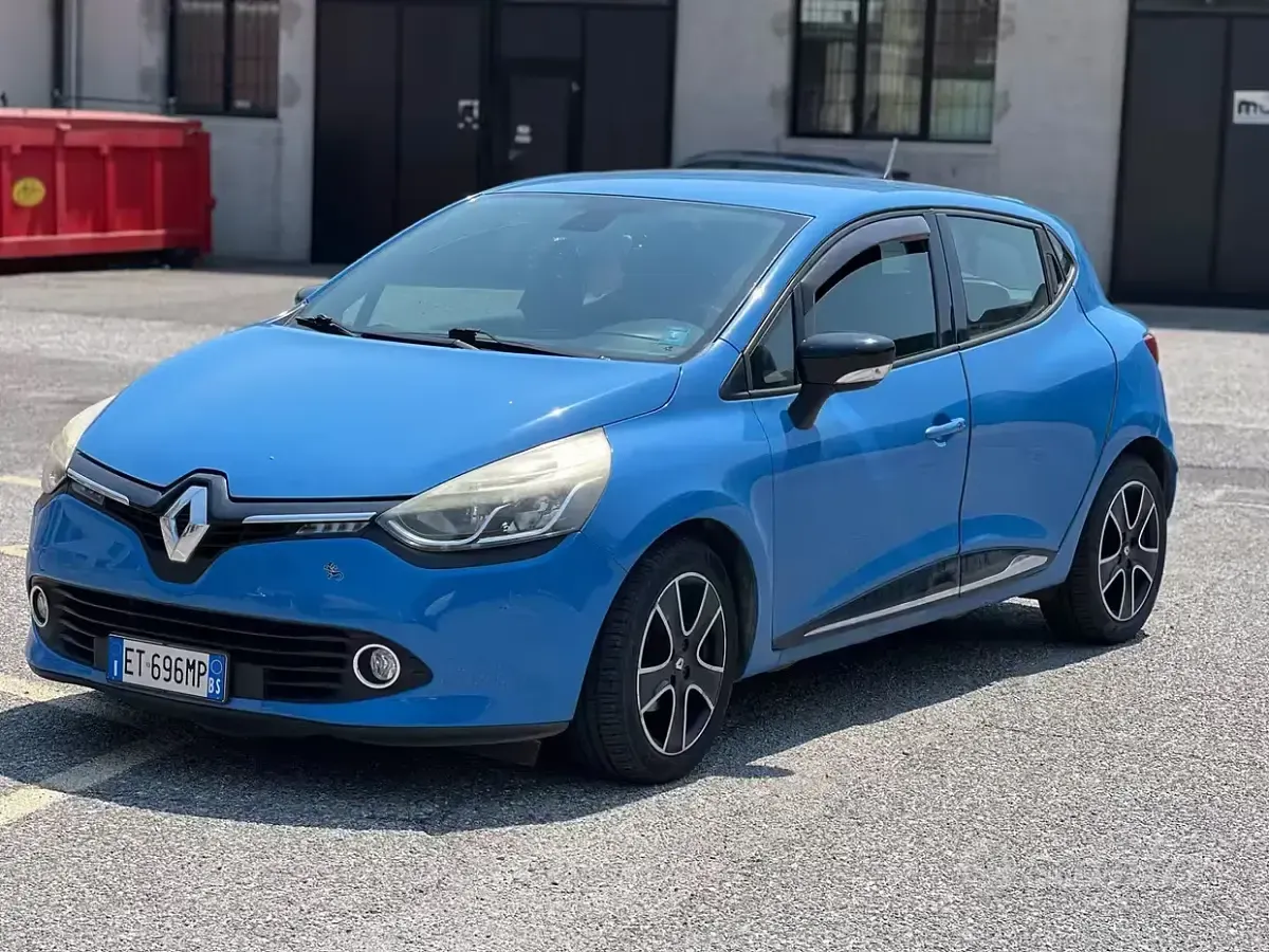 Usata Renault Clio IV 90 CV (66 kW) 2014 Bluazzurro Berlina