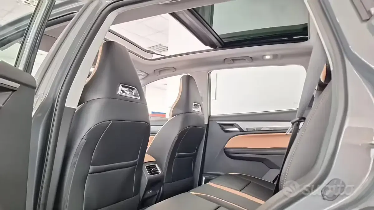 Nuova EMC SETTE 174 CV (127 kW) 2026 Bianco SUV