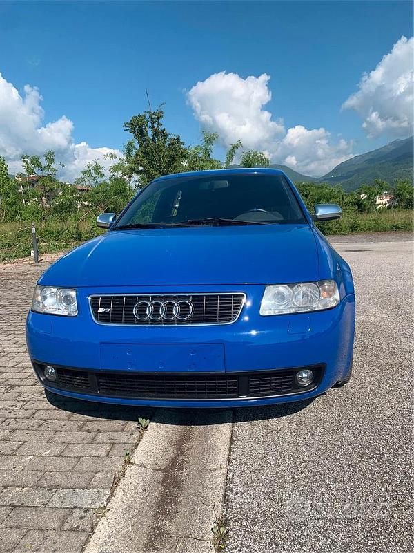 Usata Audi S3 224 CV (164 kW) 2002 Blu Utilitaria
