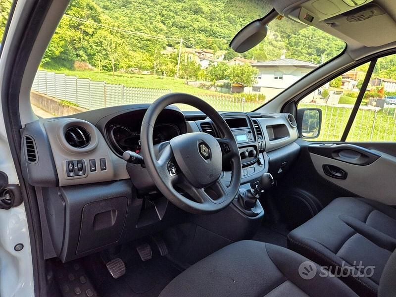 Usata Renault Trafic 125 CV (91 kW) 2019 Bianco Monovolume