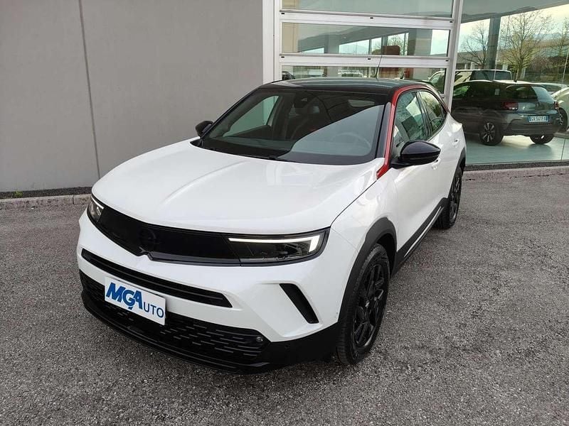 Usata Opel Mokka-e 56 kW (77 CV) 2024 Bianco SUV