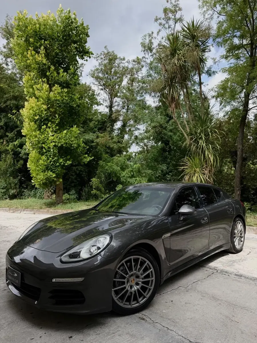 Usata Porsche Panamera 300 CV (220 kW) 2014 Grigio Utilitaria